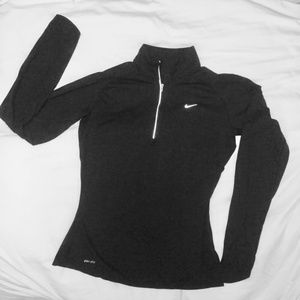 Nike Dri-Fit 1/2 Zip Long Sleeve